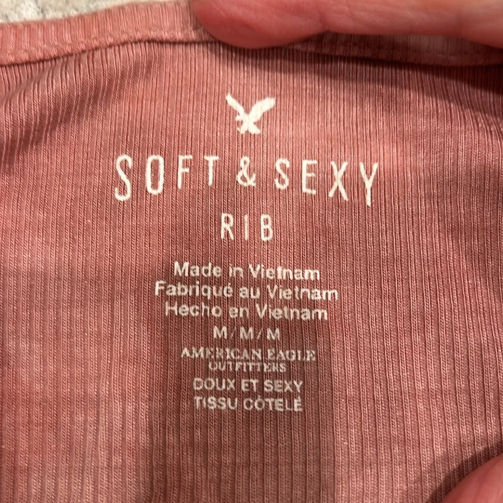 American Eagle Outfitters soft & sexy ribbed shirt - Picture 5 of 5